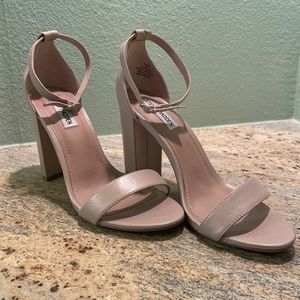 Steve Madden Carrson size 10 nude/tan/grey